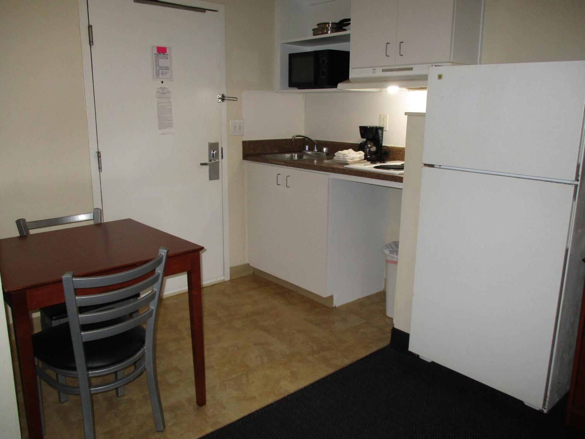 Studio 6-Richmond, Va - I-64 West Henrico Bagian luar foto